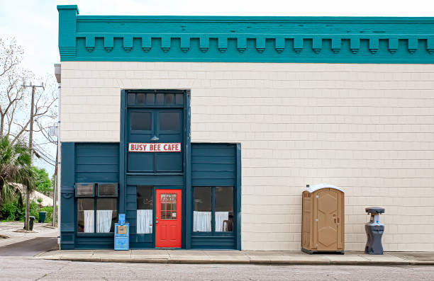 Best Porta potty delivery and setup  in Alexander, AR